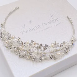 Twilight Designs Alicia Zierliche Blumen Perle und Kristall Braut Tiara* Perlen-haarschmuck | Silberne Haar-accessoires