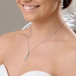 Lace & Favour Amalia Silber Cubic Zirkonia und Perle Anhänger Halskette* Geschenke Für Die Braut | Perlen-hochzeitsschmuck