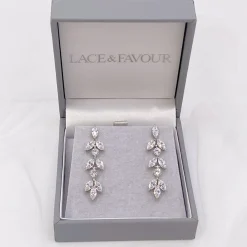 Lace & Favour Aria Silber Cubic Zirkonia Tropfen Ohrringe* Silberner Abschlussball-schmuck | Abschlussball-ohrringe