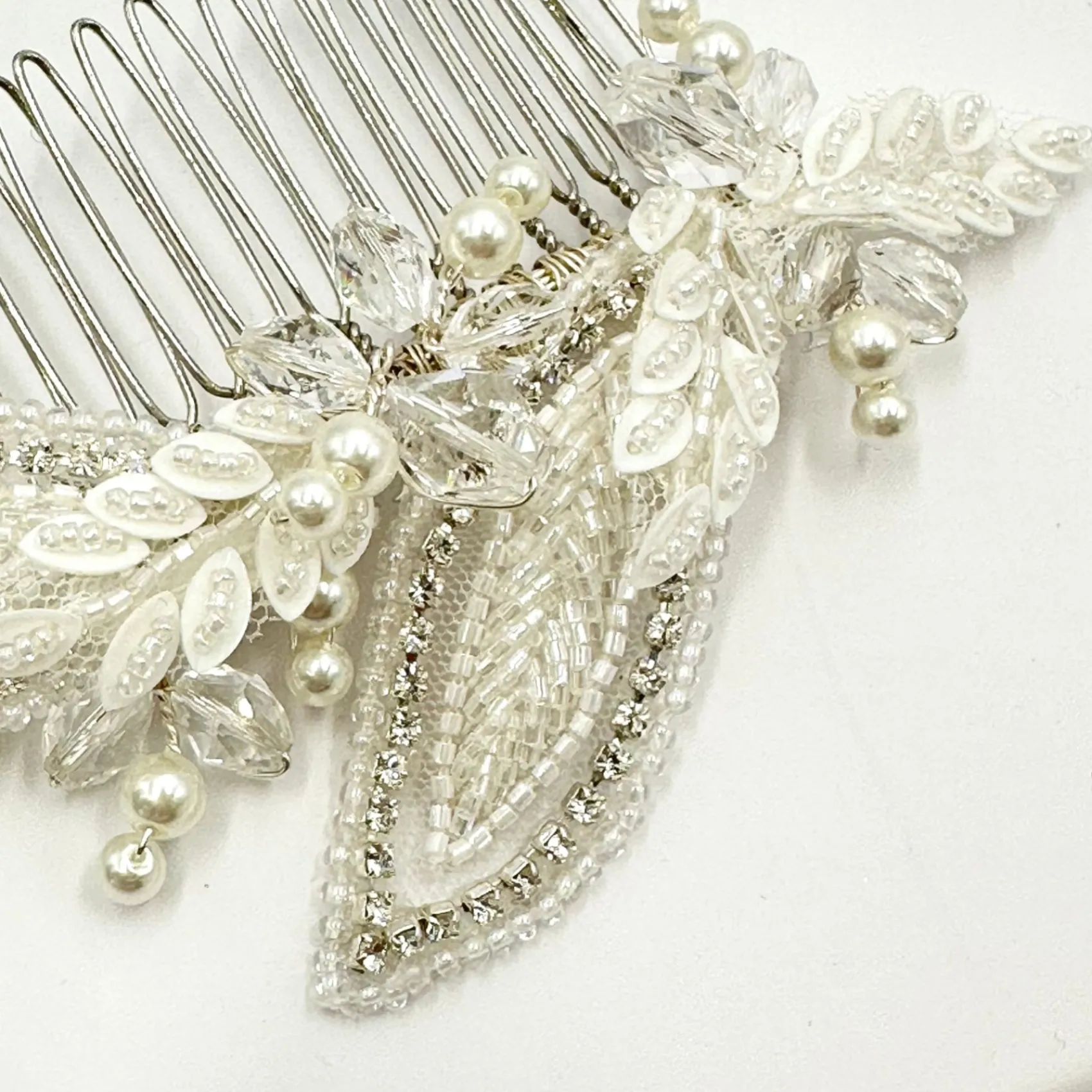 Beads & Beyond Astoria Vintage inspiriert Perlen Blätter asymmetrische Kamm* Vintage-kopfbedeckungen | Haarschmuck Aus Kristall