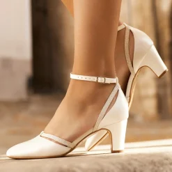 Avalia Shoes Avalia Luna Elfenbein Satin und Silber Glitter Knöchelriemen Schuhe* Hochzeitsschuhe | Schuhe Mit Niedrigem Absatz