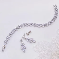 Lace & Favour Beaumont Cubic Zirkonia Hochzeitsarmband | L&F* Silberner Abschlussball-schmuck | Prom Armbänder