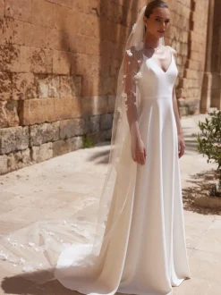 Bianco Evento Bianco Elfenbein einreihig Floral bestickt Kathedrale Schleier S520* Einstufige Schleier | Kapelle Länge & Kathedrale Schleier