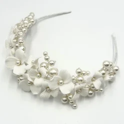 Beads & Beyond Bloomsbury Elfenbein Keramik Blume und Perle Hochzeit Tiara* Perlen-haarschmuck | Silberne Haar-accessoires