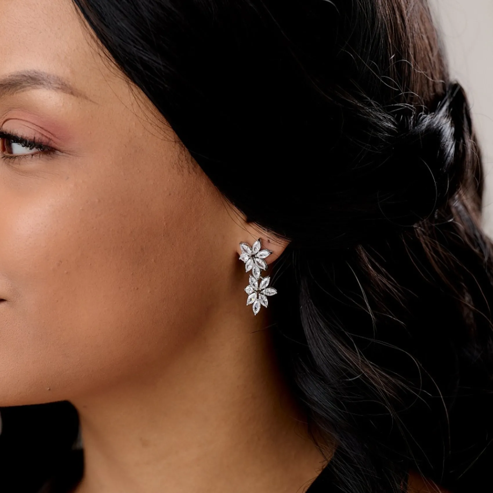 Lace & Favour Cosmos Statement Kristall-Ohrringe zur Hochzeit* Silberner Abschlussball-schmuck | Abschlussball-ohrringe