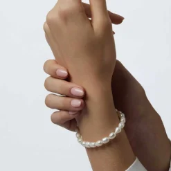 Poirier Dara Gold Süßwasserperlen-Armband* Geschenke Für Die Mutter Des Bräutigams | Geschenke Für Die Mutter Der Braut