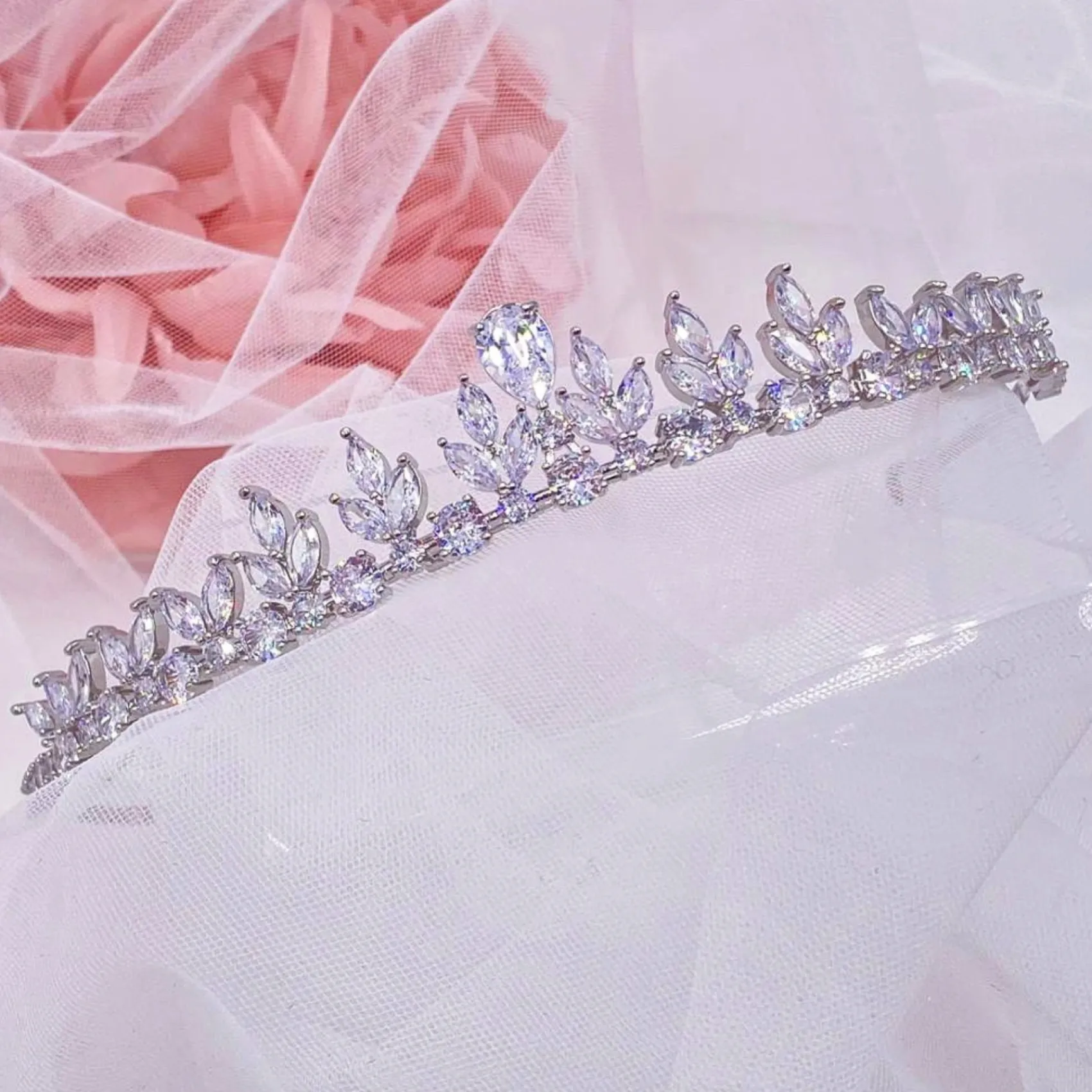Lace & Favour Dekadenz Low Cubic Zirkonia Blätter Hochzeit Tiara* Abschlussball-haarbänder & Tiaras | Haarschmuck Aus Kristall