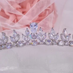 Lace & Favour Dekadenz Low Cubic Zirkonia Blätter Hochzeit Tiara* Abschlussball-haarbänder & Tiaras | Haarschmuck Aus Kristall