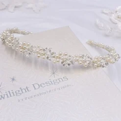 Twilight Designs Delilah Crystal Blätter und Perlen Hochzeit Haarstrang* Silberne Haar-accessoires | Perlen-haarschmuck