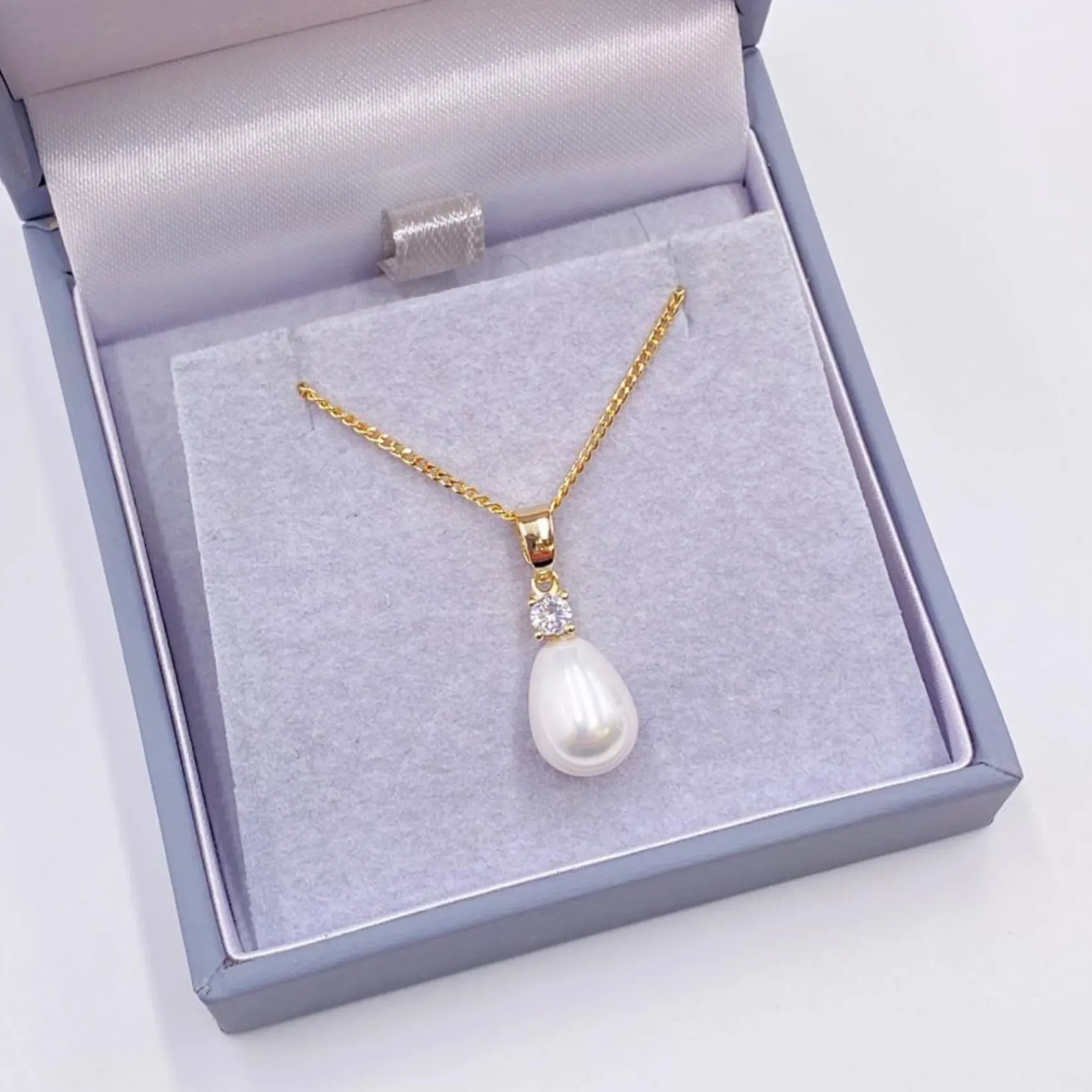 Lace & Favour Dolci Gold Teardrop Perlen Anhänger Halskette* Geschenke Für Brautjungfern | Geschenke Für Die Braut
