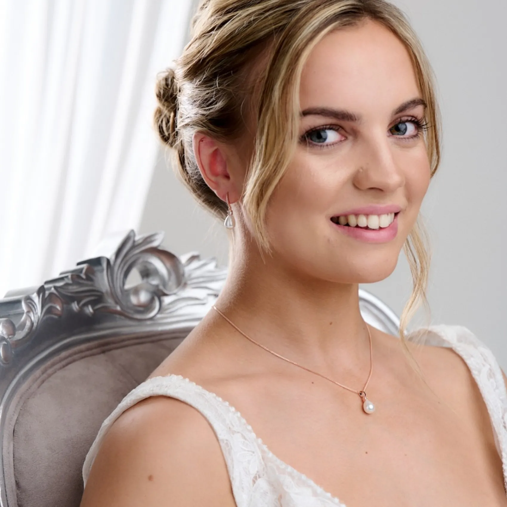 Lace & Favour Dolci Rose Gold Kristall und Teardrop Perle Brautschmuck Set* Geschenke Für Brautjungfern | Geschenke Für Die Braut