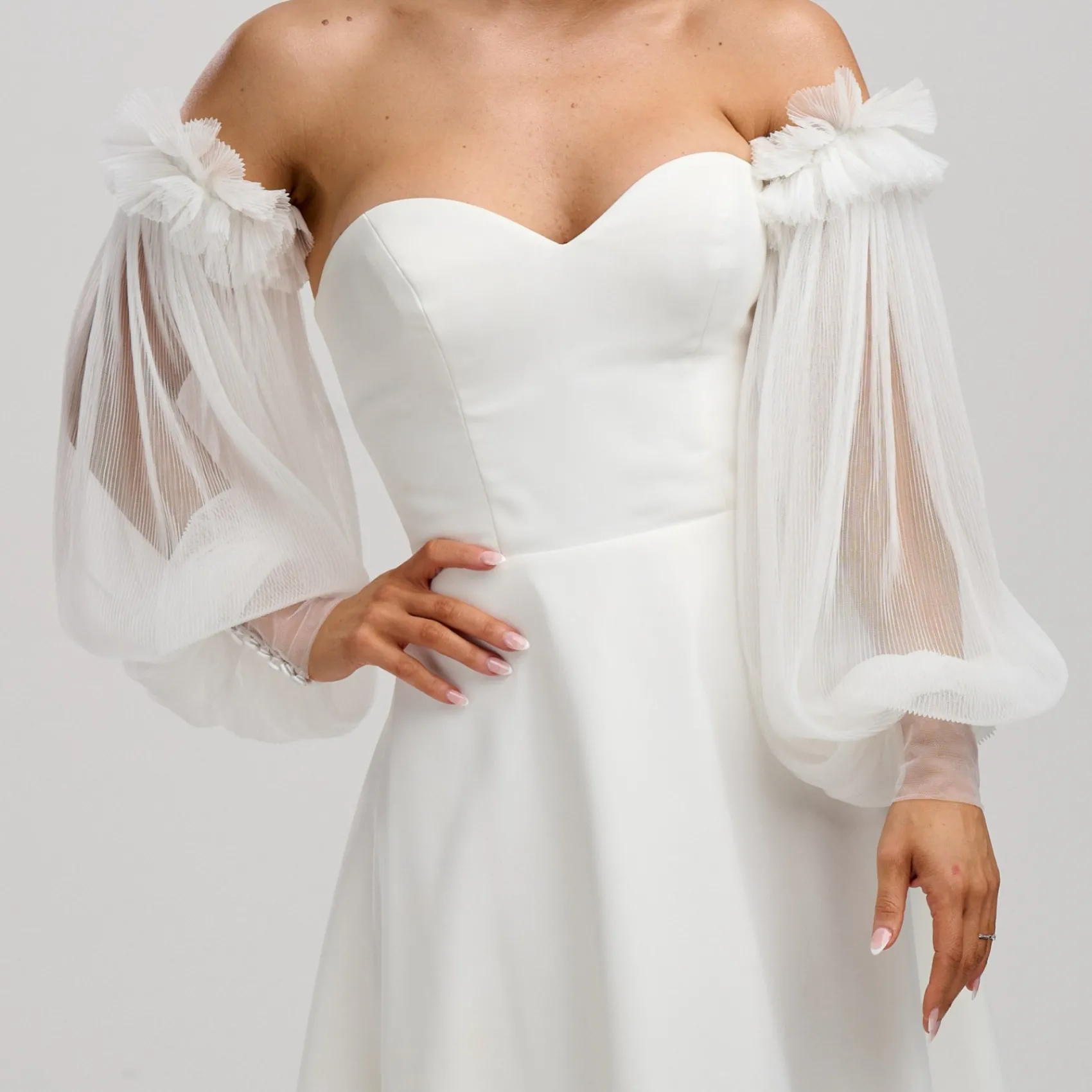 Poirier Elfenbeinfarbene Plissee-Tüll-Puffärmel* Brautkleid Ärmel