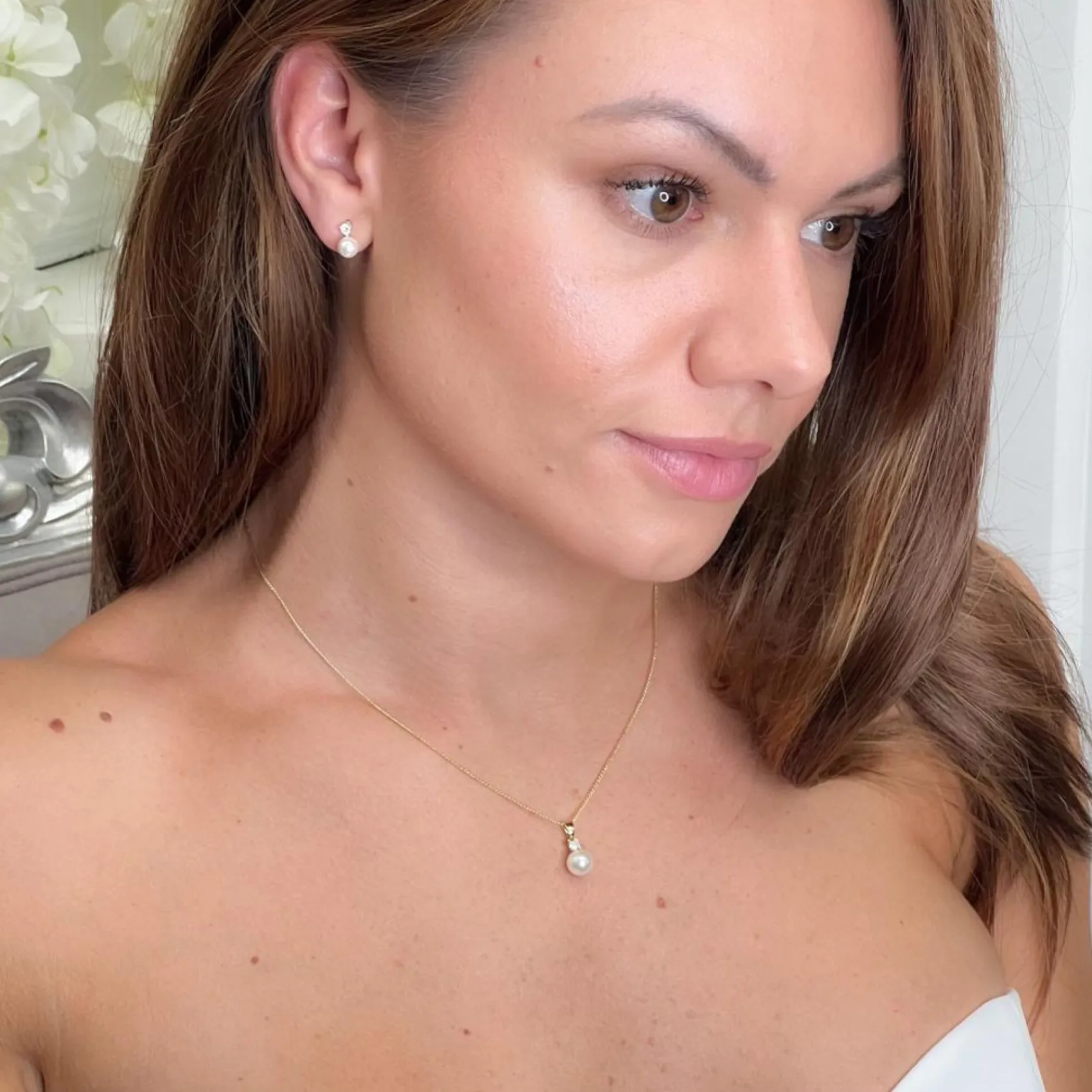 Lace & Favour Evie Gold Zierliche Perlenohrstecker* Geschenke Für Brautjungfern | Perlen-hochzeitsschmuck