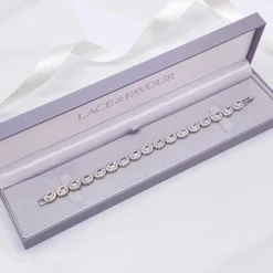 Lace & Favour Grosvenor Oval Crystal verschönert Hochzeitsarmband* Silberner Abschlussball-schmuck | Prom Armbänder