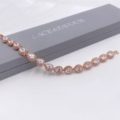 Lace & Favour Hampton Teardrop Cubic Zirkonia Hochzeitsarmband (Rose Gold)* Geschenke Für Die Braut | Kristall-hochzeitsschmuck