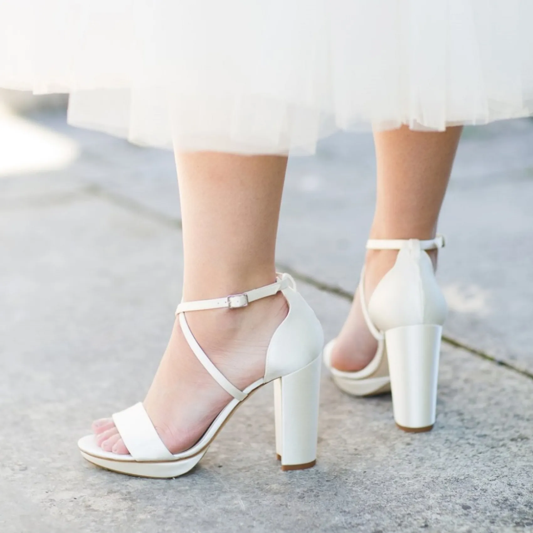 Harriet Wilde Arabella Block Elfenbein Satin Plateau Sandalen* Hochzeitsschuhe | Hochhackige Schuhe