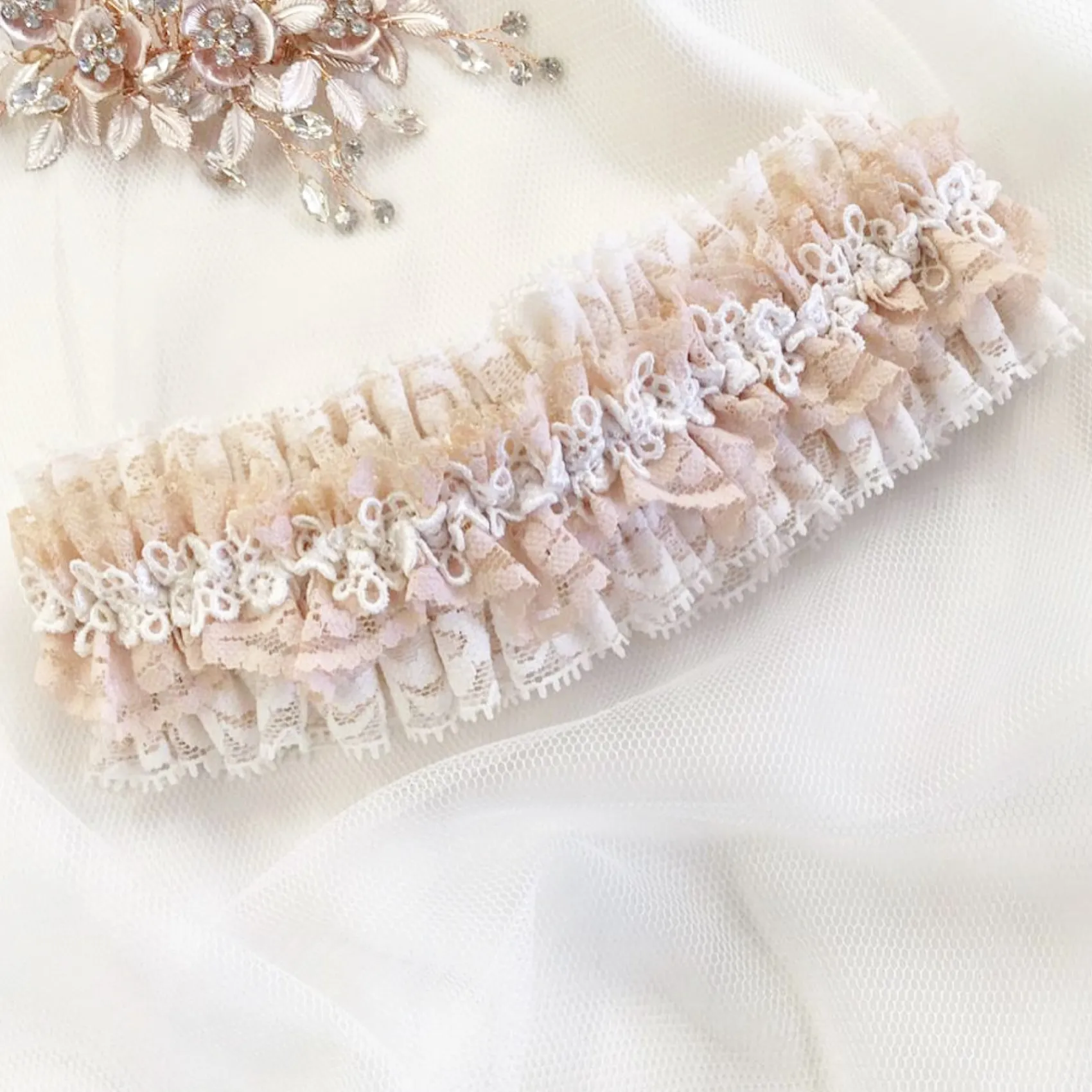 Boudoir Couture Honesty Blush und Elfenbein Spitze Luxus Braut Strumpfband* Geschenke Für Die Braut | Strumpfbänder Für Bräute