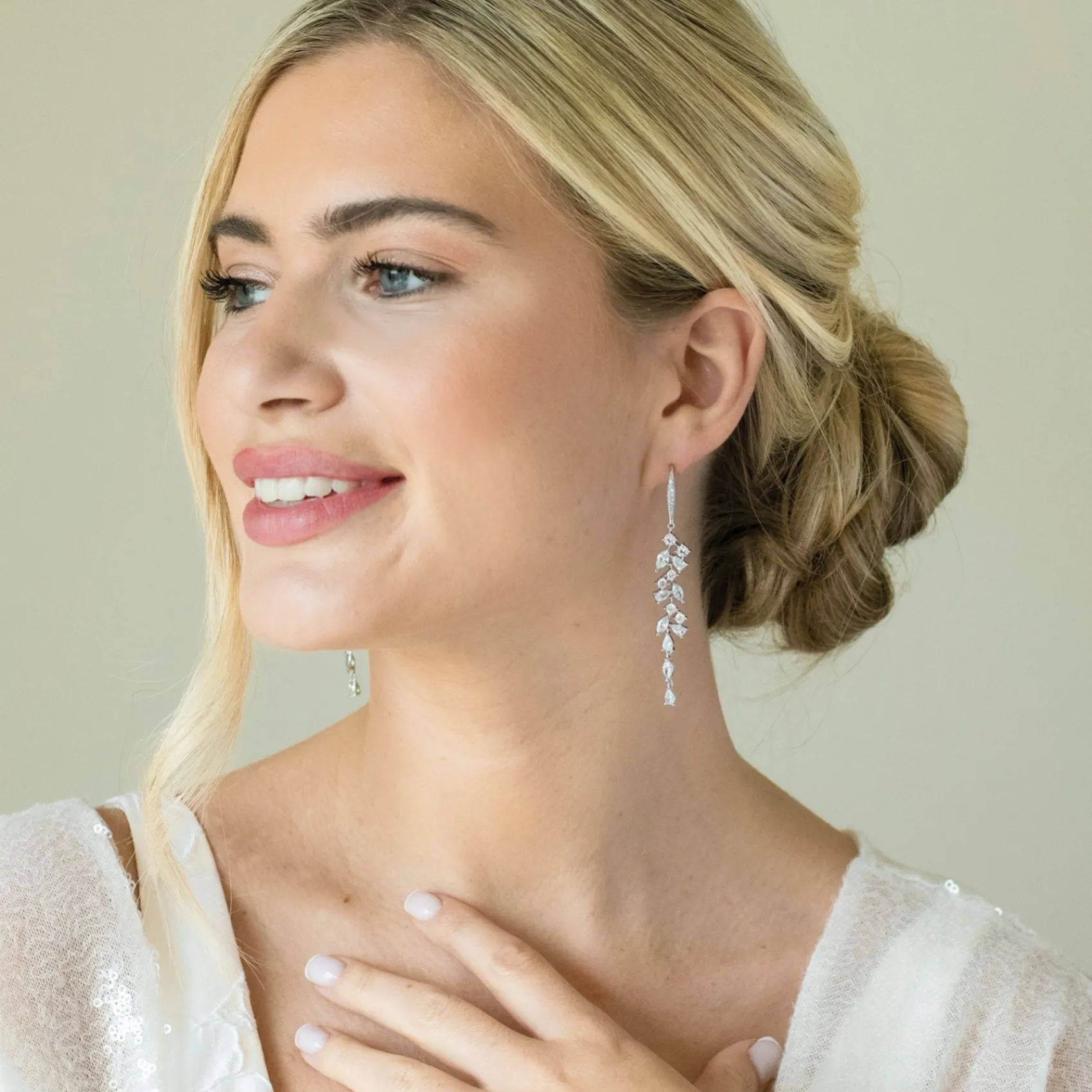 Ivory & Co Sandringham Statement Silber Kristall Cluster Tropfen Ohrringe* Silberner Abschlussball-schmuck | Abschlussball-ohrringe