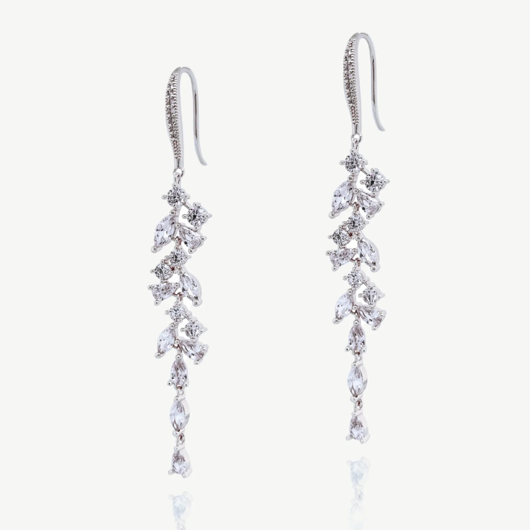 Ivory & Co Sandringham Statement Silber Kristall Cluster Tropfen Ohrringe* Silberner Abschlussball-schmuck | Abschlussball-ohrringe