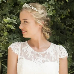 Ivory & Co Ivory and Co Elva Silber emaillierte Blätter und Kristall Tiara* Silberne Haar-accessoires | Hochzeitstiaras