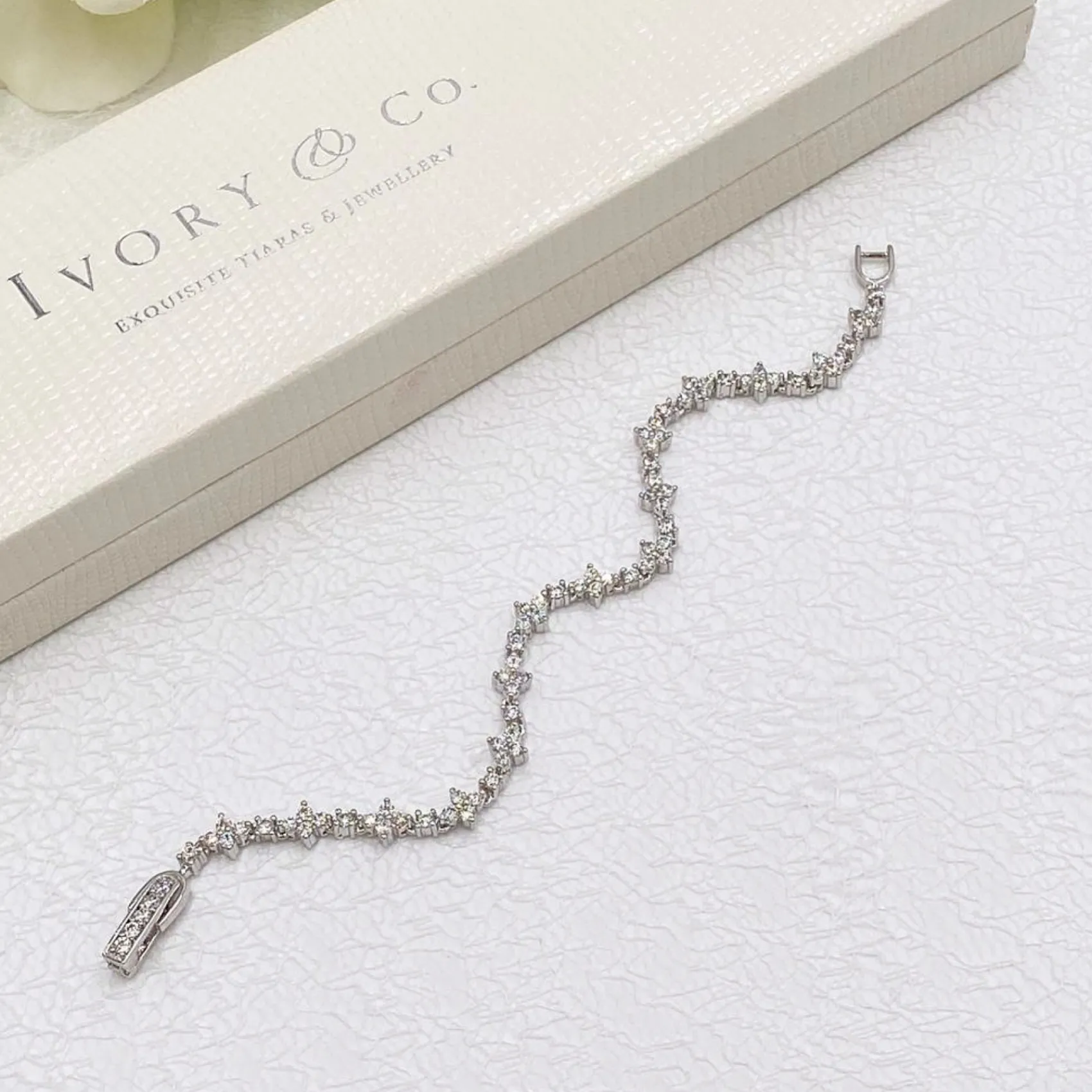 Ivory & Co Ivory and Co Kensington Cubic Zirkonia Hochzeitsarmband* Silberner Abschlussball-schmuck | Prom Armbänder