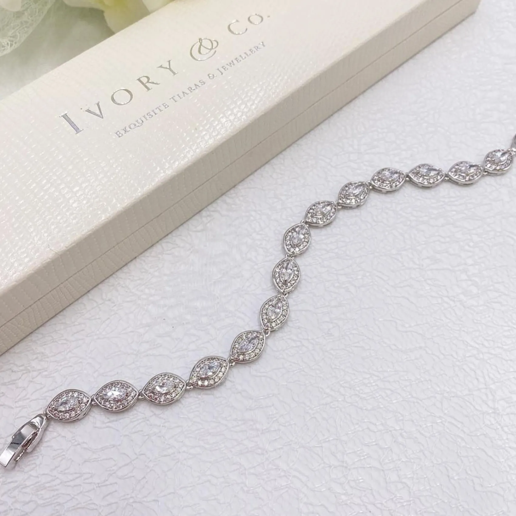 Ivory & Co Ivory and Co Promise Cubic Zirkonia Hochzeitsarmband* Silberner Abschlussball-schmuck | Prom Armbänder
