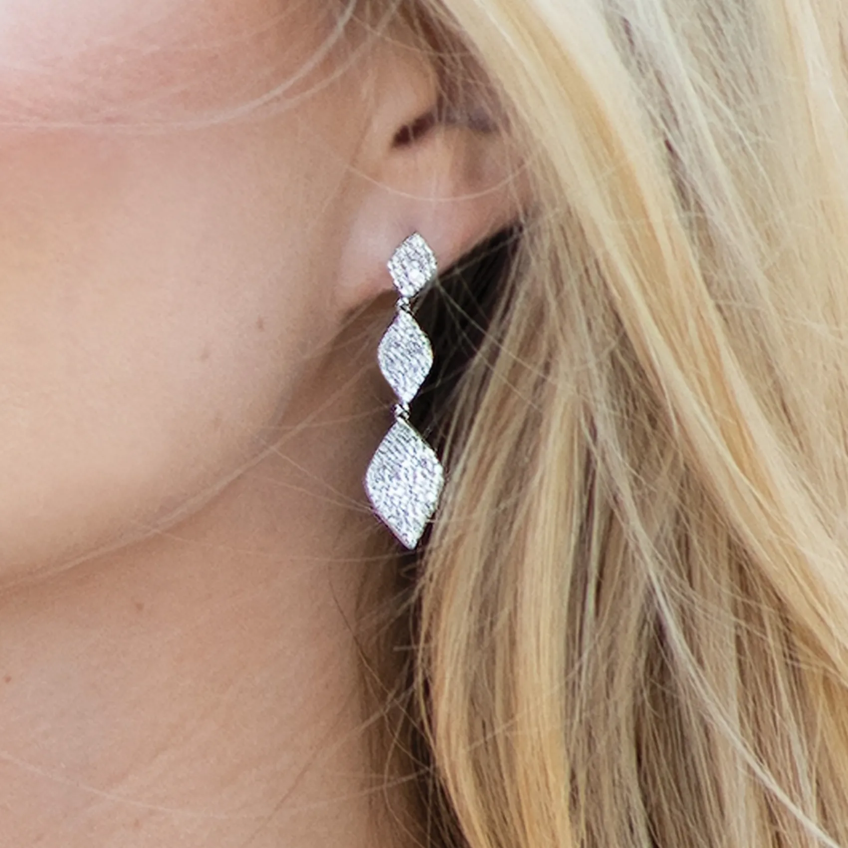 Ivory & Co Ivory and Co Rochelle Silber Kristall Pave dreifache Tropfen Ohrringe* Silberner Abschlussball-schmuck | Abschlussball-ohrringe