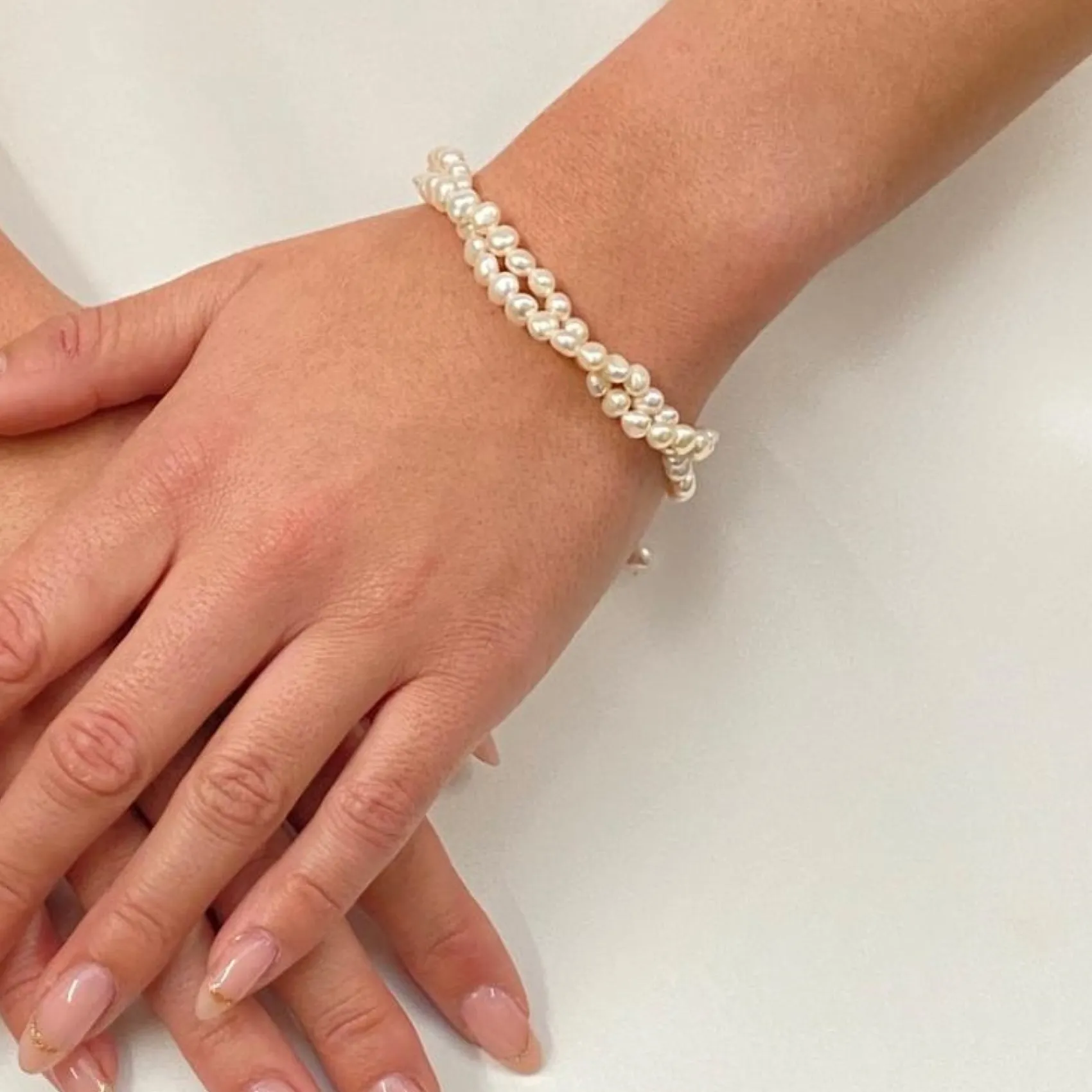 Lace & Favour Katarina Gedrehtes Süßwasserperlen-Armband* Geschenke Für Die Mutter Des Bräutigams | Geschenke Für Die Mutter Der Braut