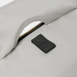 Katie Loxton Black Fold Out Garment Wochenendtasche* Geschenke Für Die Mutter Des Bräutigams | Geschenke Für Die Mutter Der Braut