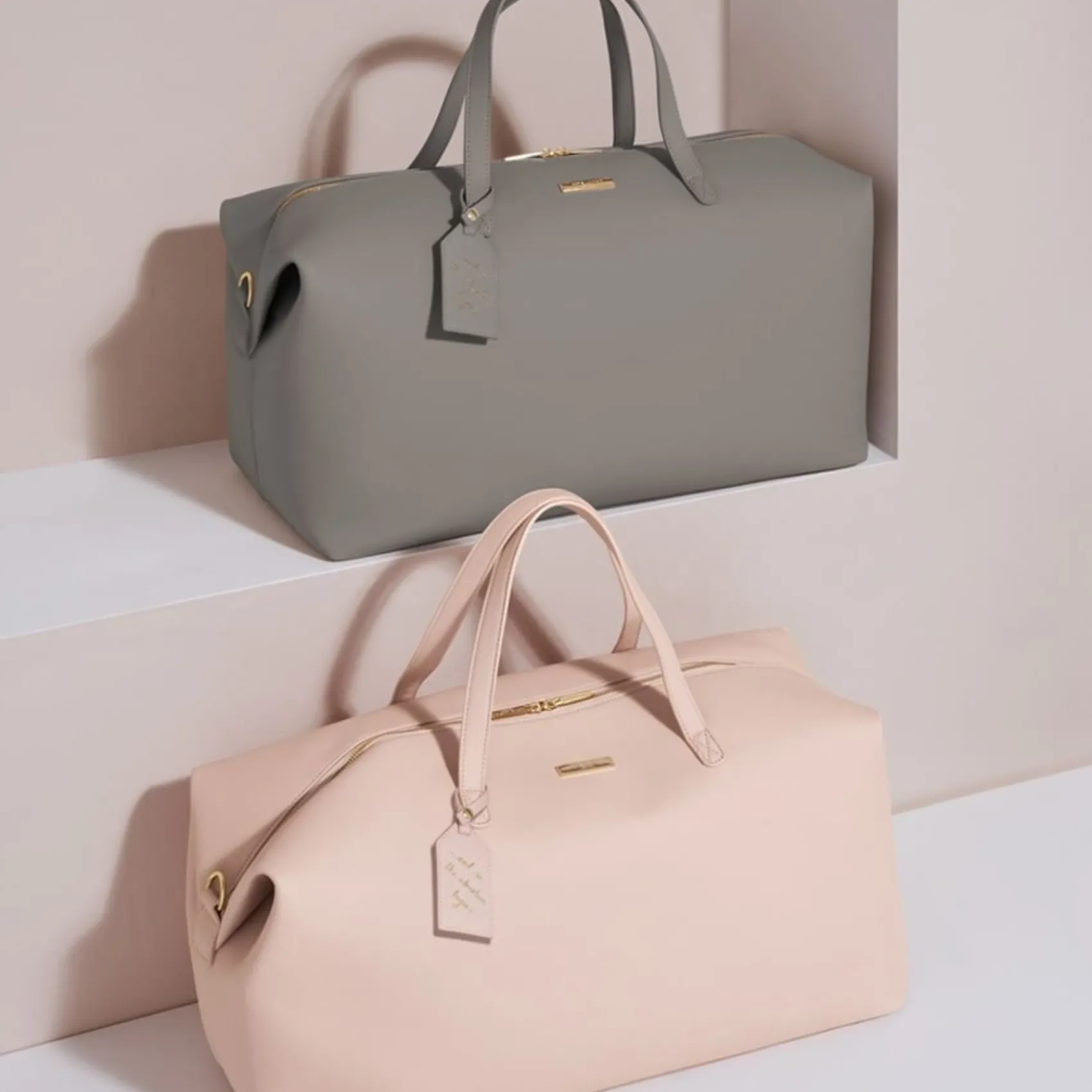 Katie Loxton Blassrosa Wochenendtasche Duffle Bag* Flitterwochengeschenke | Geschenke Für Die Braut