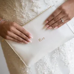 Katie Loxton 'Mrs' White Perfect Pouch* Sentiment-säckchen | Flitterwochengeschenke