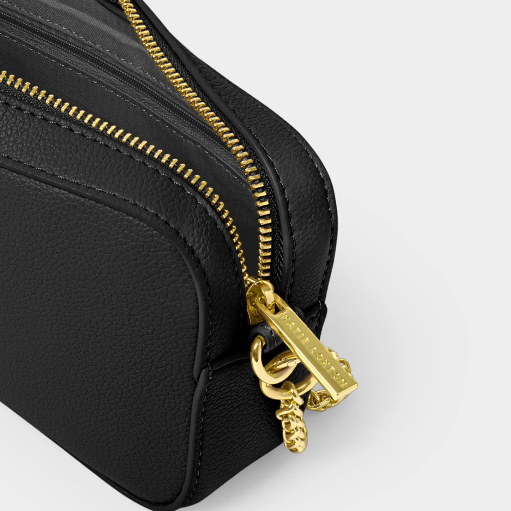 Katie Loxton Remi Black Slider Chain Crossbody Tasche* Hochzeitsgäste-taschen | Anlass Handtaschen