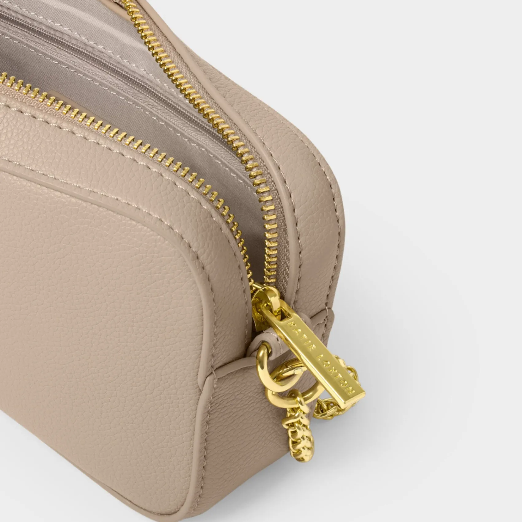 Katie Loxton Remi Light Taupe Slider Chain Crossbody Tasche* Hochzeitsgäste-taschen | Anlass Handtaschen