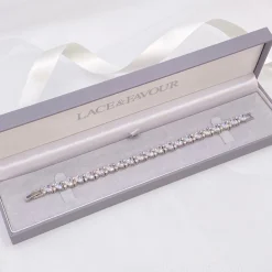 Lace & Favour Langham CZ Kristall Herzen Hochzeit Armband* Silberner Abschlussball-schmuck | Prom Armbänder
