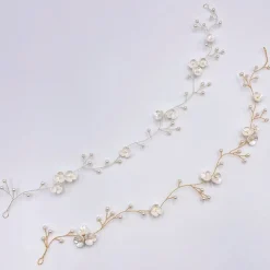 Lace & Favour Letisha Elfenbein Blumen und Perlen Zweige Hochzeit Haarsträhne (Gold)* Perlen-haarschmuck | Gold-haar-accessoires