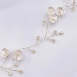 Lace & Favour Letisha Elfenbein Blumen und Perlen Zweige Hochzeit Haarsträhne (Silber)* Perlen-haarschmuck | Silberne Haar-accessoires