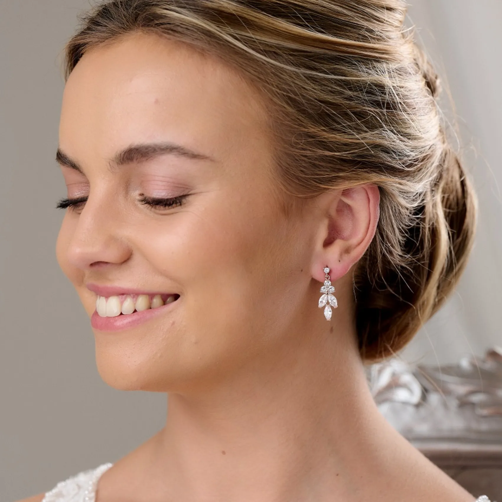 Lace & Favour Lila Zierliche Cubic Zirkonia Tropfenohrringe (Rose Gold)* Geschenke Für Brautjungfern | Geschenke Für Die Braut