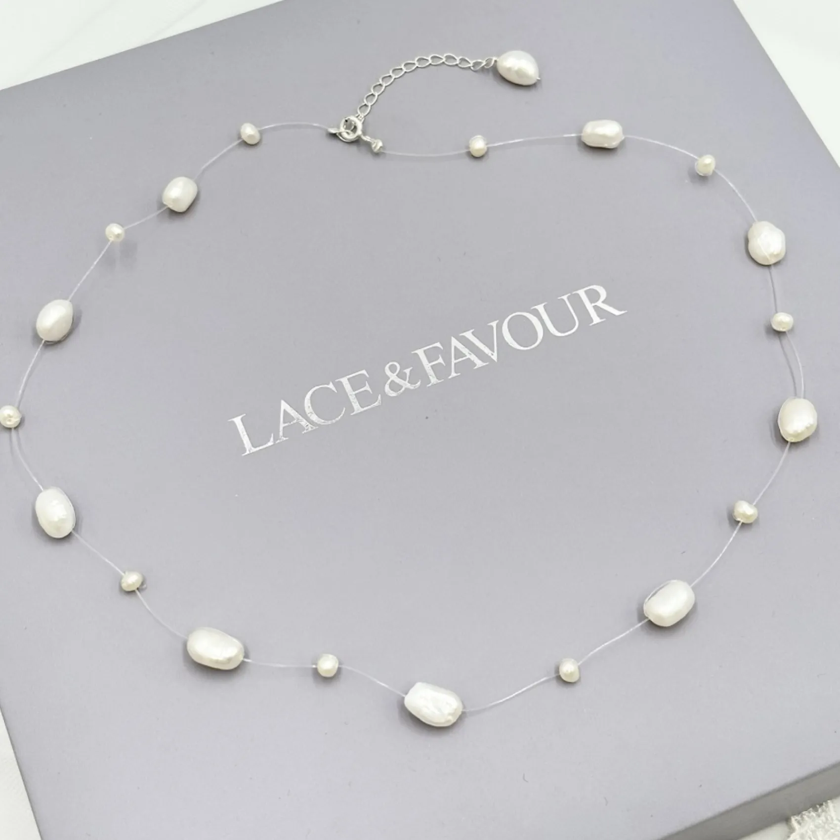 Lace & Favour Mereia Illusions-Süßwasserperlenkette* Geschenke Für Die Braut | Perlen-hochzeitsschmuck