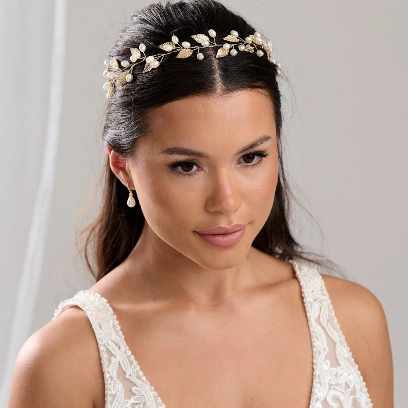 Lace & Favour Oktober Gold Blätter und Perlen Lange Hochzeit Haarsträhne* Perlen-haarschmuck | Gold-haar-accessoires