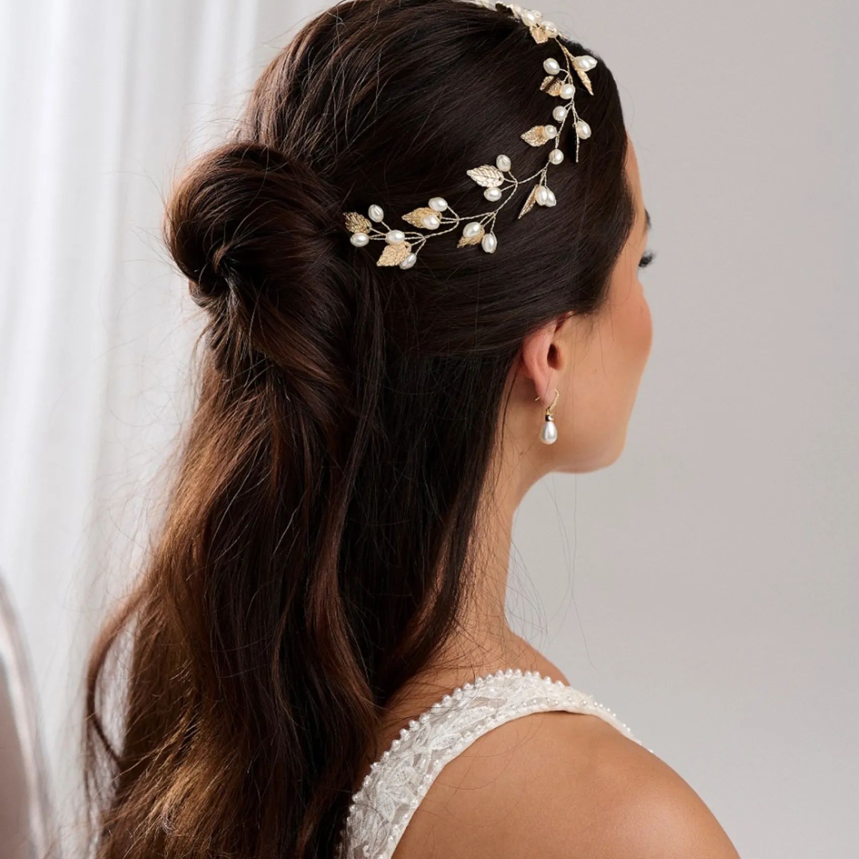 Lace & Favour Oktober Gold Blätter und Perlen Lange Hochzeit Haarsträhne* Perlen-haarschmuck | Gold-haar-accessoires