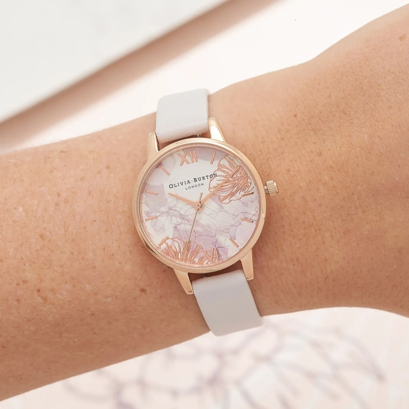 Olivia Burton Floral 30mm Uhr mit Roségold und weißem Lederarmband* Olivia Burton Uhren | Geschenke Für Die Braut