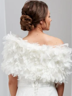 Beverly Hills Olivia Elfenbein Ruffle Feder Brautstola* Federstolen & Umhänge | Hochzeitsumhänge & Tücher
