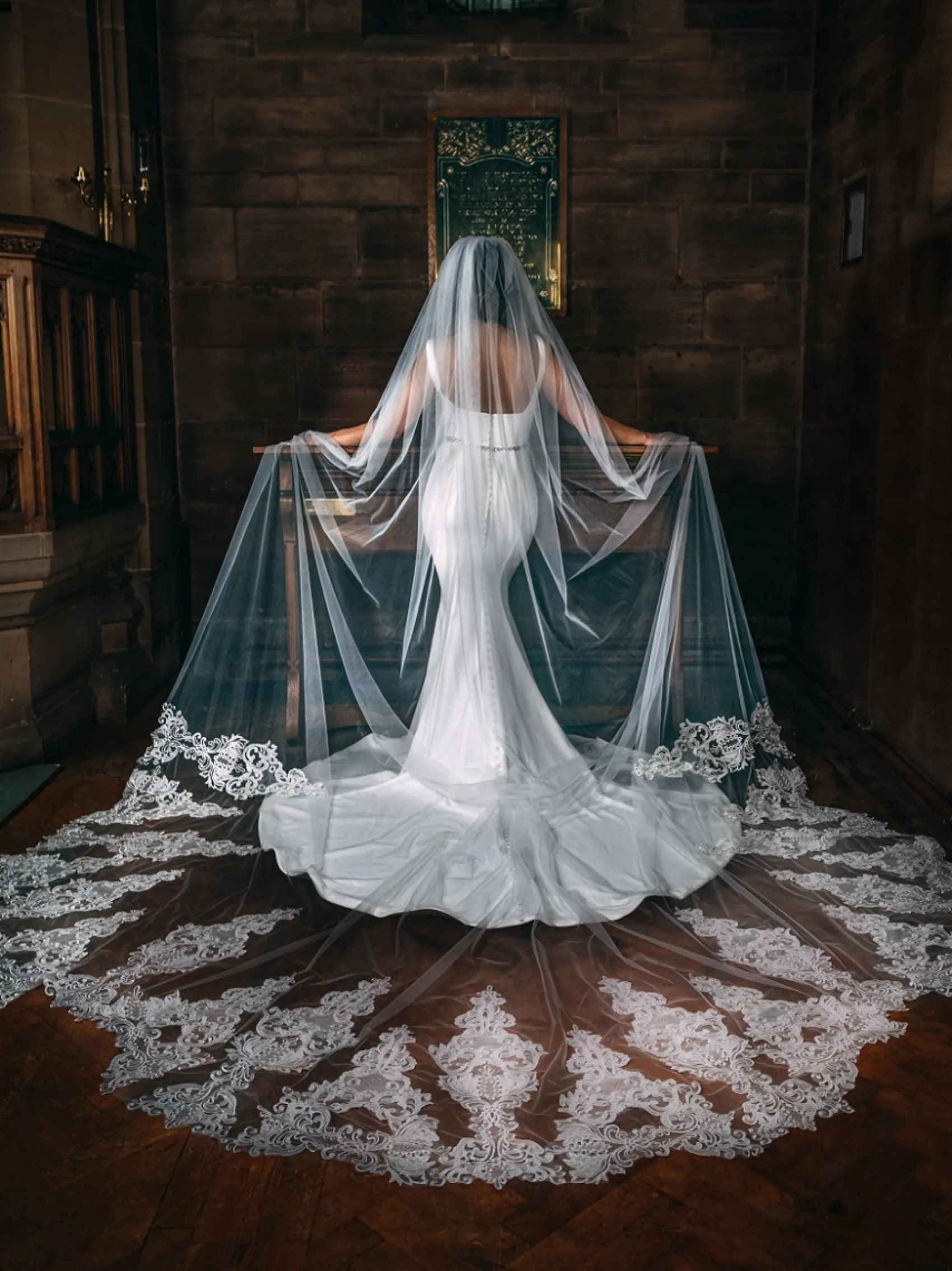 Perfect Bridal Elfenbein Einstöckiger Statement-Spitzenmotiv-Kathedralschleier* Einstufige Schleier | Kapelle Länge & Kathedrale Schleier