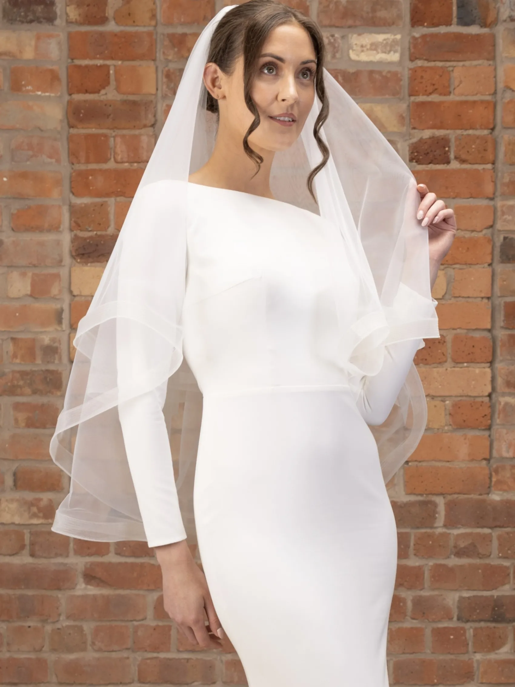 Perfect Bridal Elfenbein Zweistöckiger Krinoline Rand Kurzer Schleier* Fingerspitzen-schleier | Ellenbogenlange Schleier