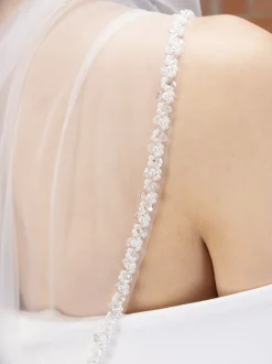 Perfect Bridal Elfenbeinfarbener, einstufiger, perlenbesetzter Silberrand-Fingerspitzenschleier* Einstufige Schleier | Fingerspitzen-schleier