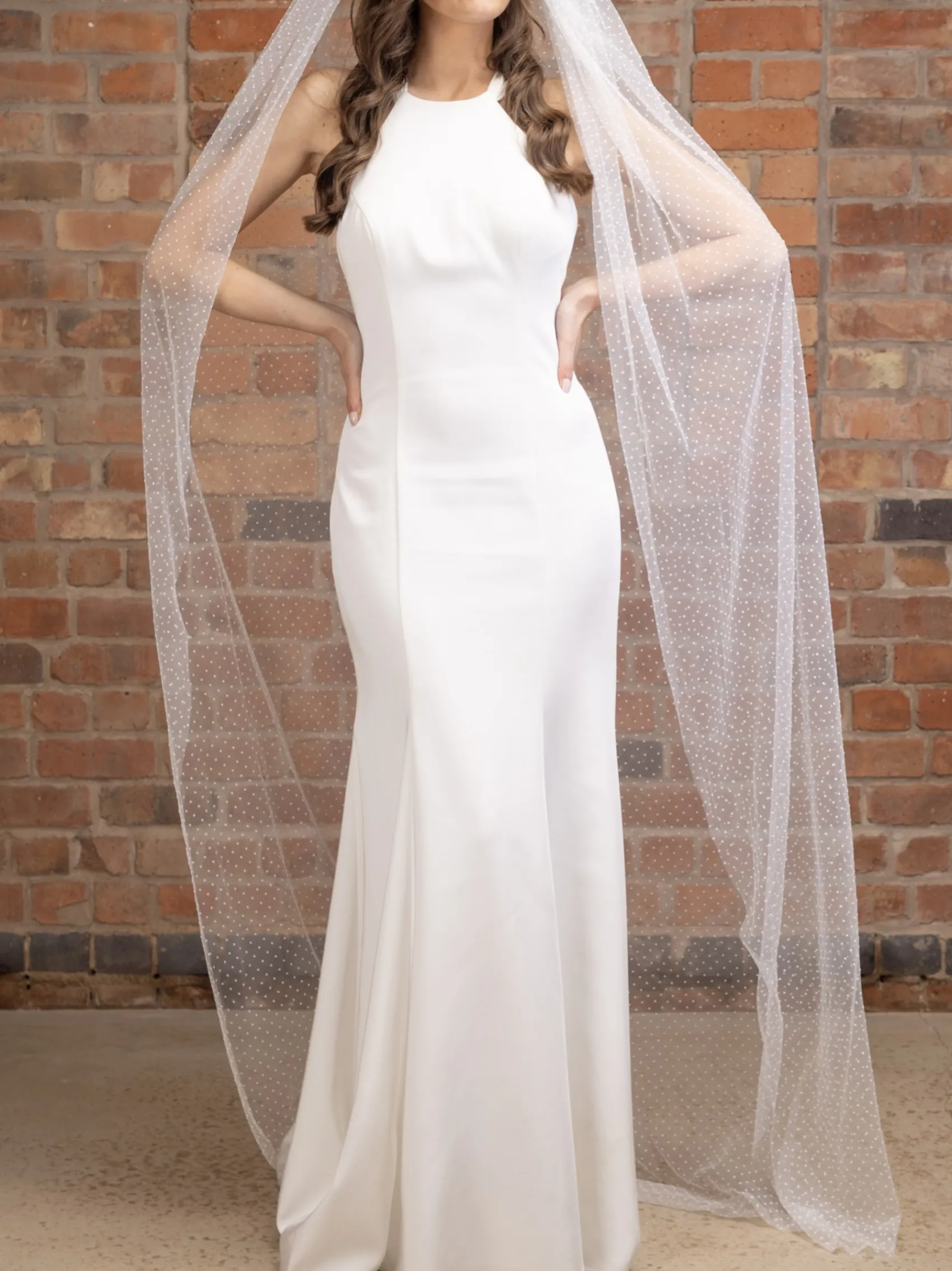 Perfect Bridal Elfenbeinfarbener einreihiger bodenlanger Polka Dot Schleier* Einstufige Schleier | Bodenlange Schleier