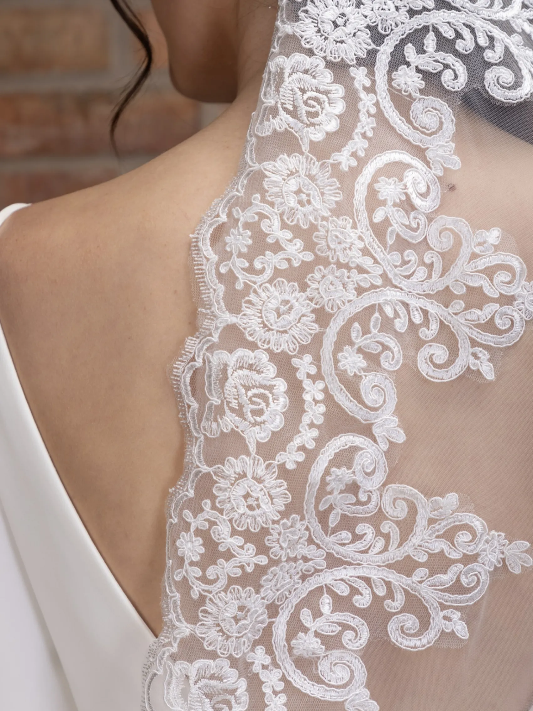 Perfect Bridal Elfenbeinfarbener einstufiger Mantilla-Spitzen-Kathedralschleier* Einstufige Schleier | Kapelle Länge & Kathedrale Schleier