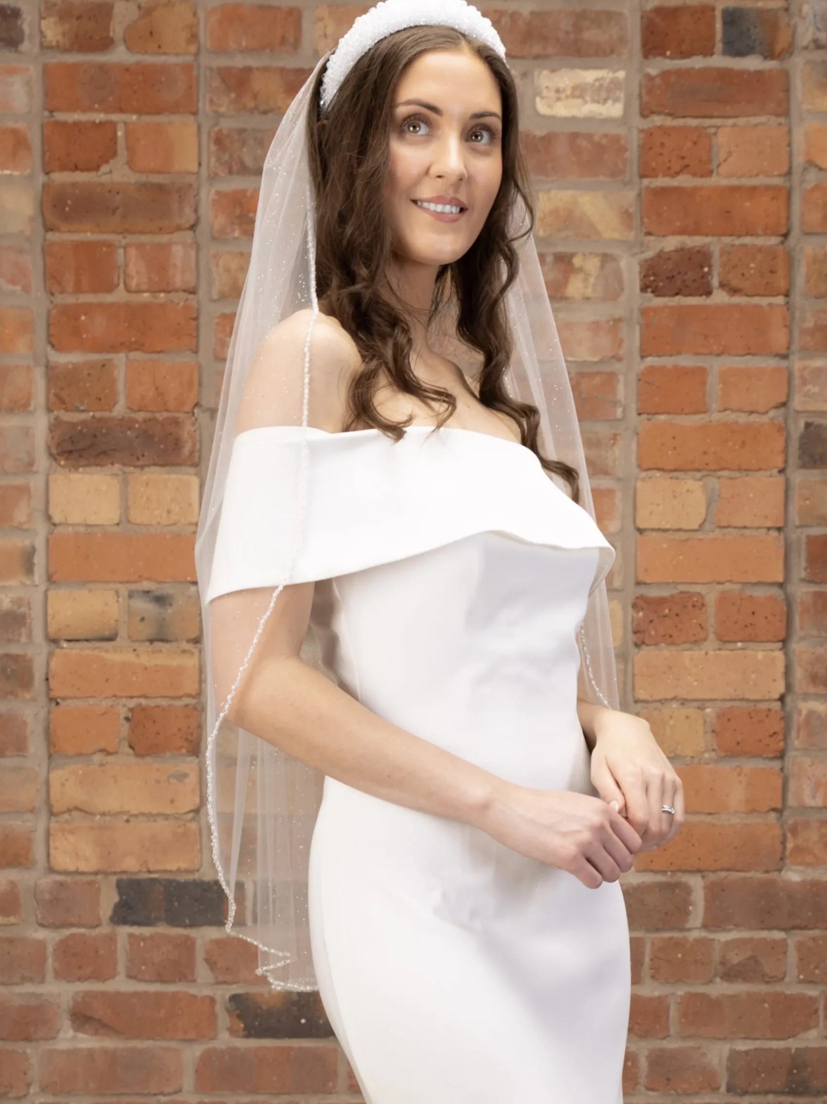 Perfect Bridal Elfenbeinfarbener einstufiger Glitzertüll-Fingerspitzenschleier* Einstufige Schleier | Fingerspitzen-schleier