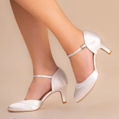 Perfect Bridal Elsa Elfenbein Satin Knöchelriemen Hochzeit Schuhe (Wide Fit)* Hochzeitsschuhe | Schuhe Mit Mittlerem Absatz