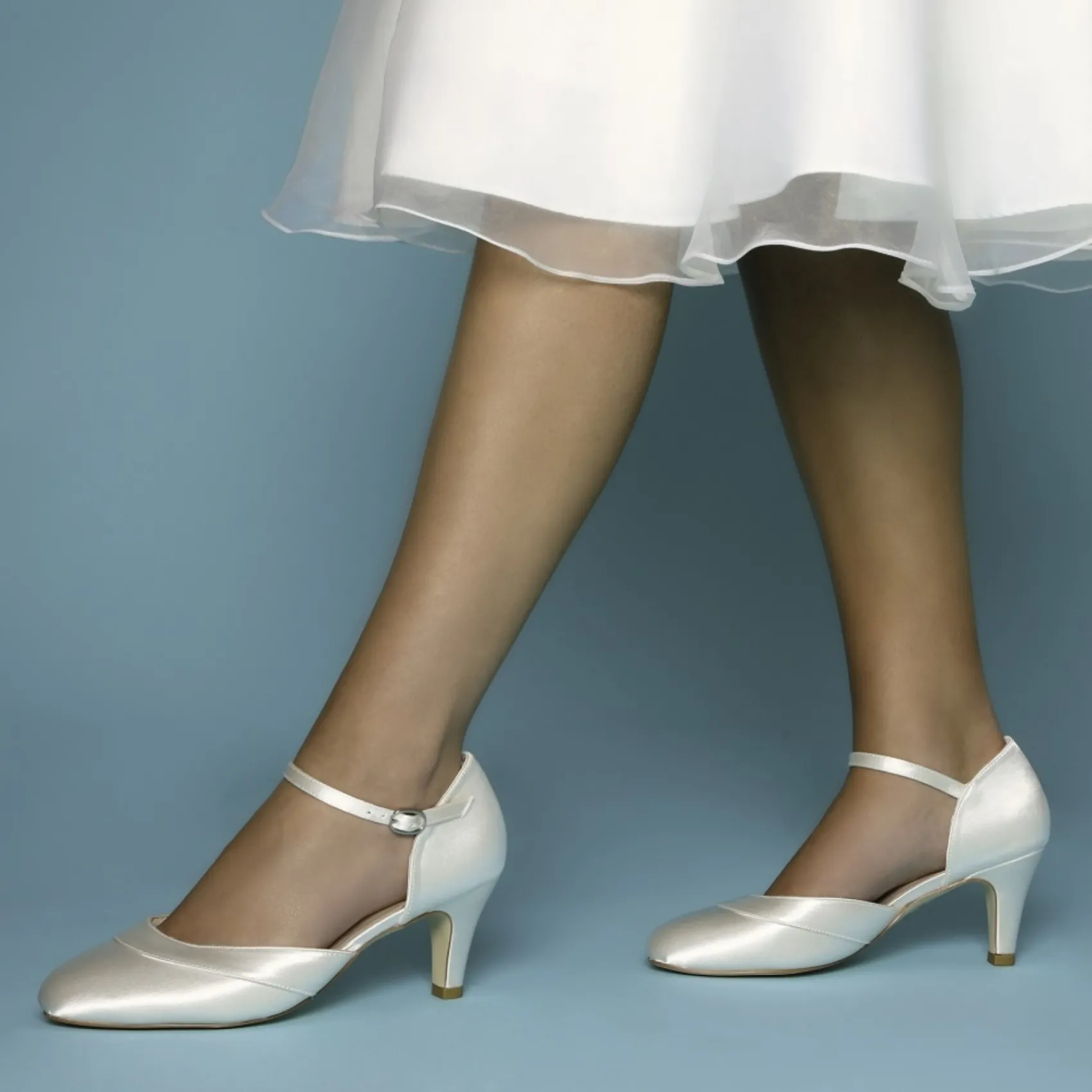 Perfect Bridal Elsa Färbbar Elfenbein Satin Knöchelriemen Hochzeit Schuhe* Hochzeitsschuhe | Schuhe Mit Mittlerem Absatz